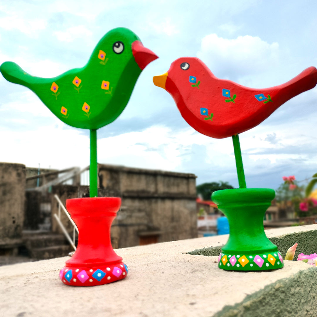 Craftooba Handpainted Wooden Bird showpiece Set-of-2 Green & Red | Wooden Birds | showpiece | Handpainted | Table top | Home Decor |