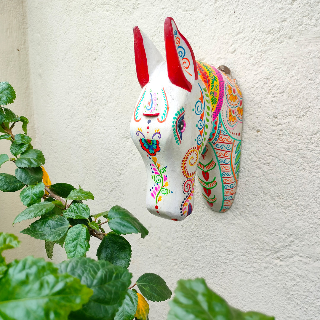 Wooden Hand Painted Horse Face – 11 Inches White