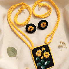 Craftooba Phool Sutra — Surajmukhi | Hand-Embroidered Sunflower Necklace & Star Set