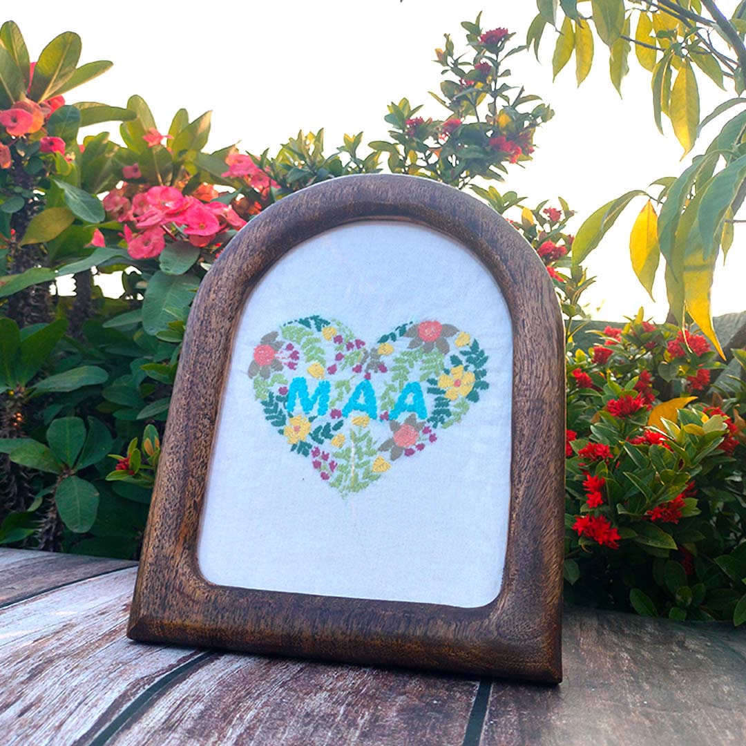 Craftooba Hand Crafted Embroidered Artwork | Crafted by Rural Bengal Women | Wooden U-Frame for Wall & Shelf Décor