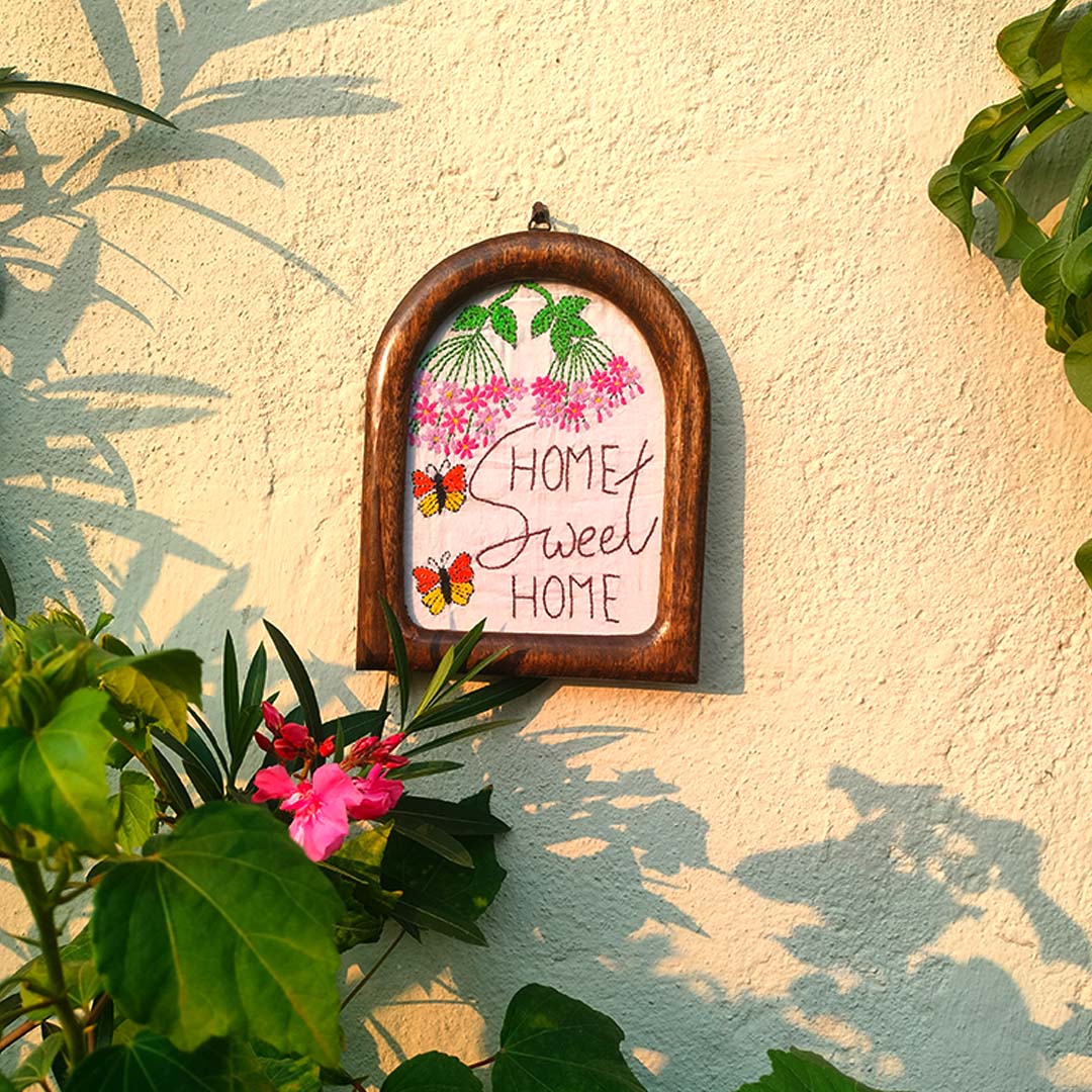 Craftooba Hand Crafted Embroidered Artwork | Crafted by Rural Bengal Women | Wooden U-Frame for Wall & Shelf Décor